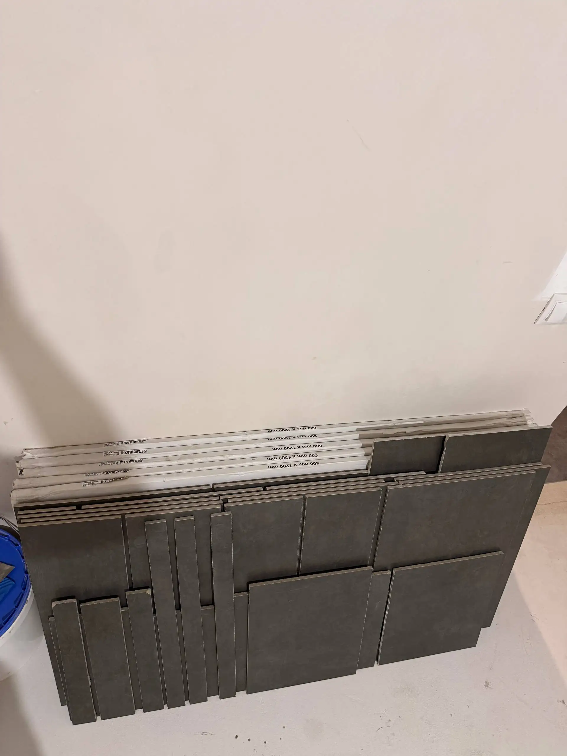 Продажа керамогранита 1200х600 Индия темный бетон - Строительные материалы (Для дома и дачи) в Ставрополь