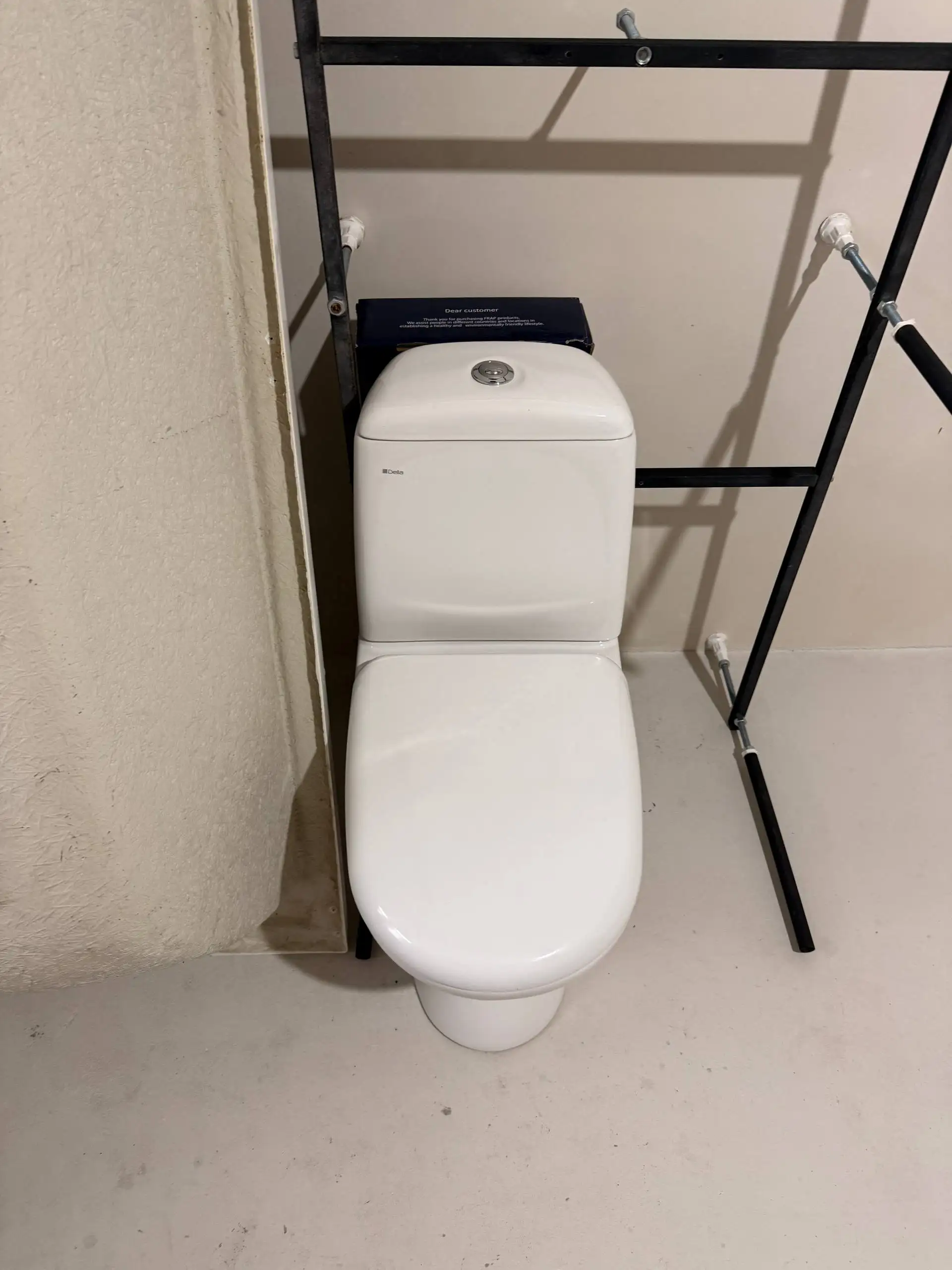 Исправный унитаз для временной установки - Сантехника (Для дома и дачи) в Ставрополь