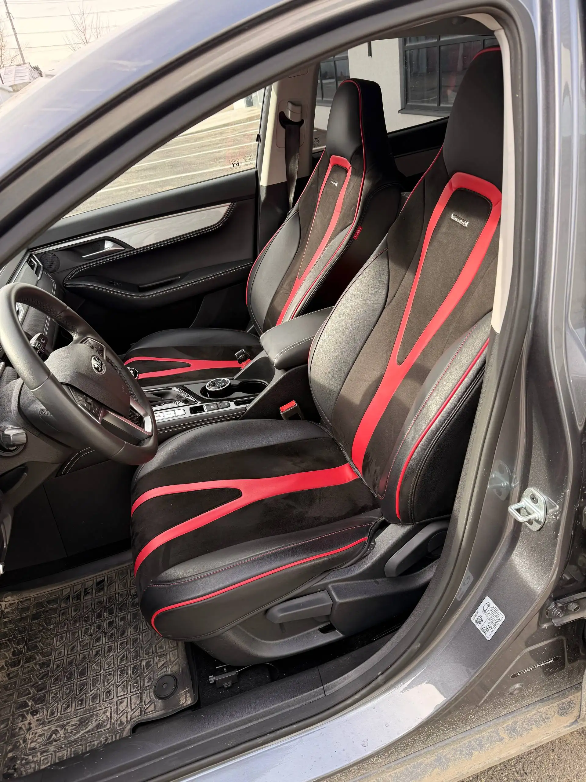 Универсальные чехлы (лекала) для Jac J7 - Аксессуары (Авто) в Ставрополь