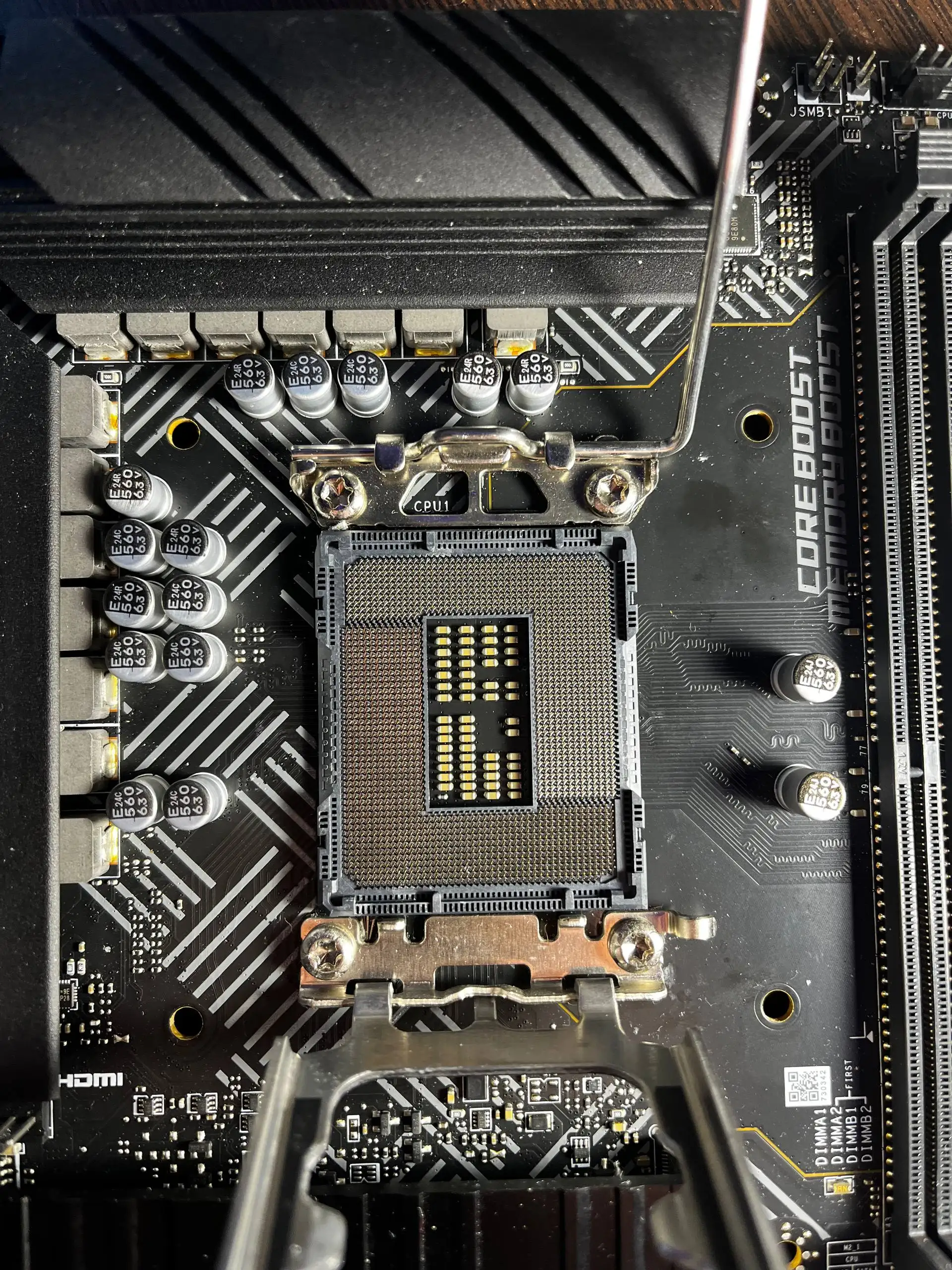 Материнская плата MSI PRO B660-A DDR4 LGA1700 неисправна - Электроника в Ставрополь