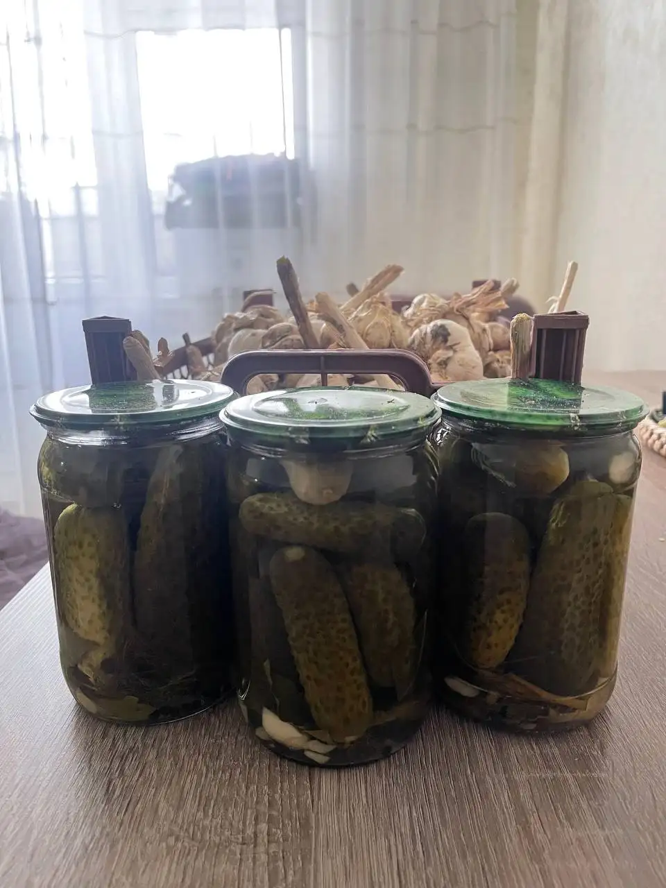 Продам маринованные огурцы и чеснок - Барахолка в Ставрополь