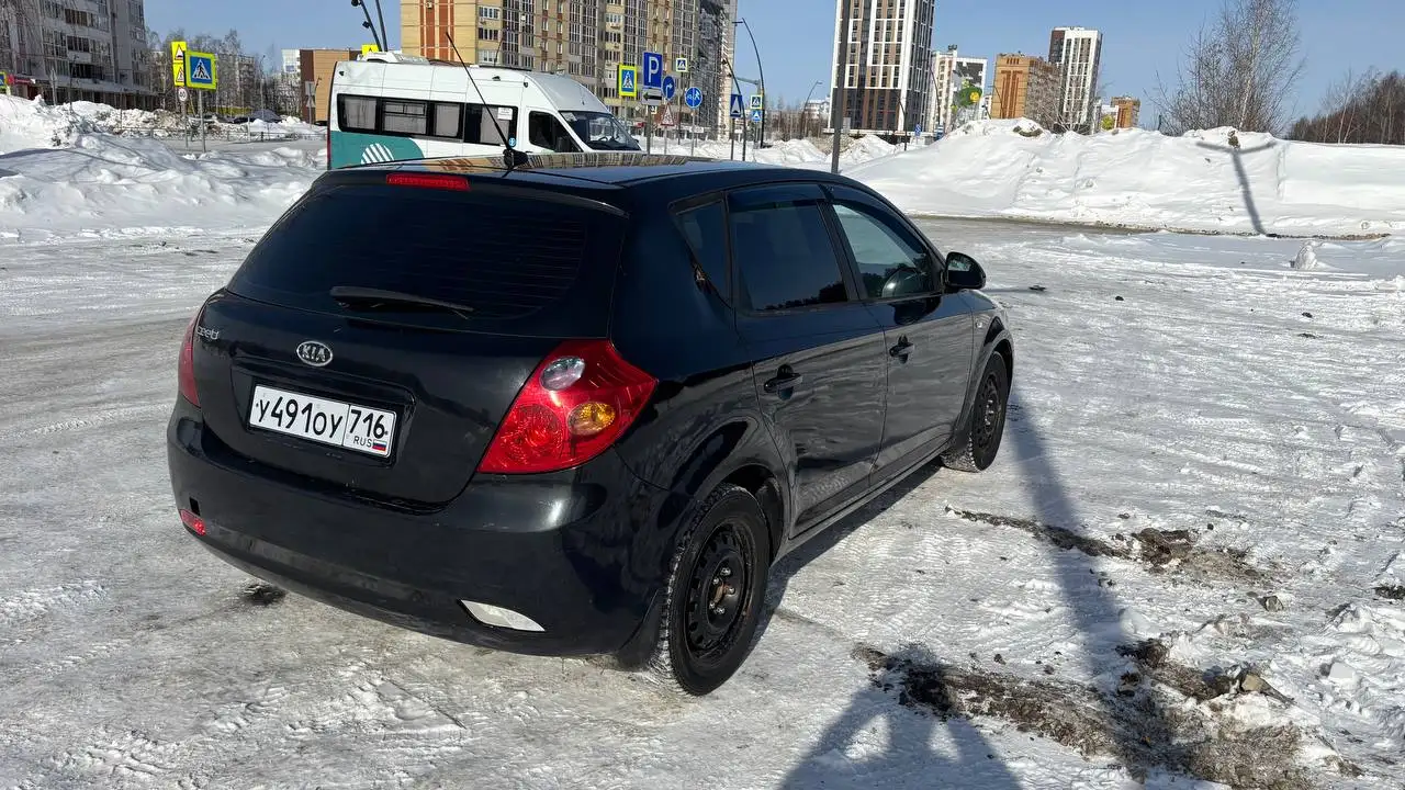 Продажа Kia Ceed 2009 года - Легковые автомобили (Авто) в Казань