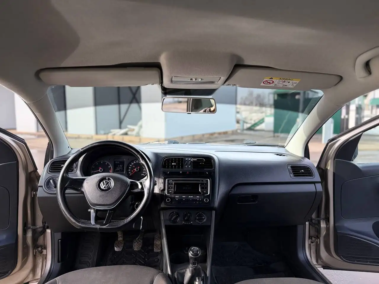 Volkswagen Polo 2015 года рестайлинг - Легковые автомобили (Авто) в Альметьевск