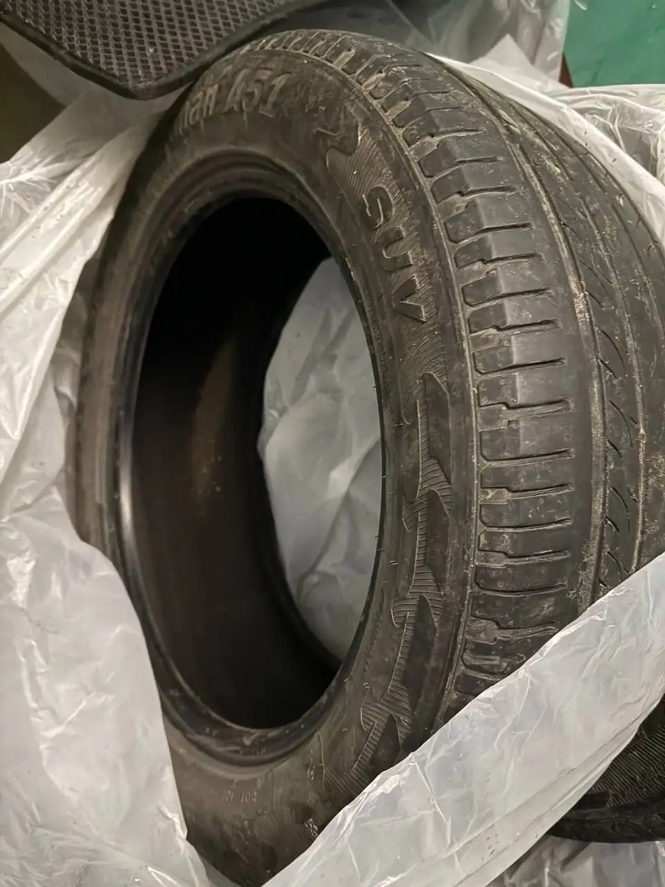 Резина 18 радиус - Шины и диски (Авто) в Казань