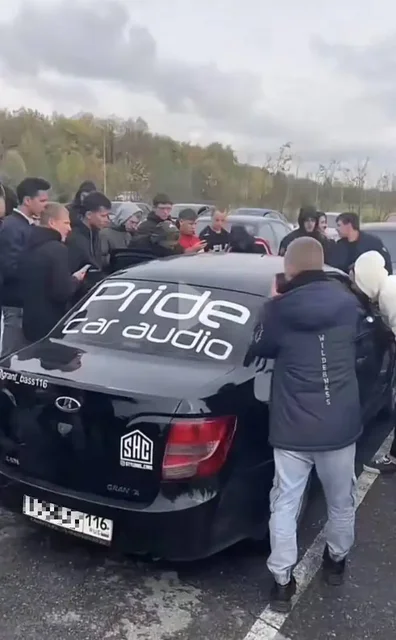 Продам Гранту с кондиционером и шумоизоляцией - Подержанные автомобили в Казань