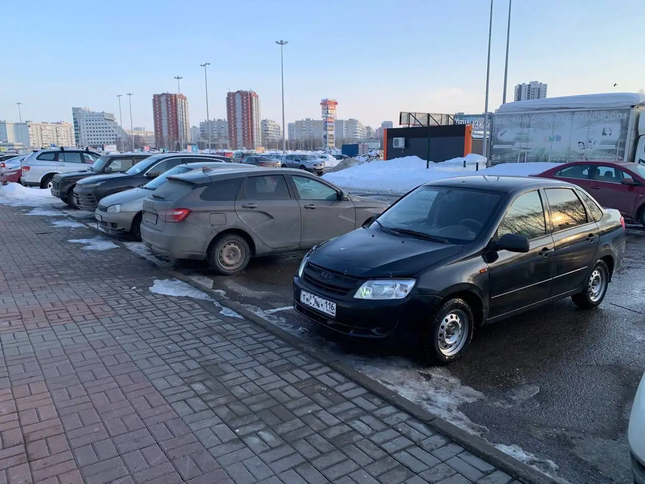 Продам Гранту с кондиционером и шумоизоляцией - Авто в Казань