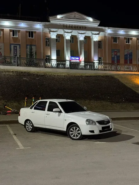 Продам Lada Priora 2 2014г Люкс - частное объявление в Уфа