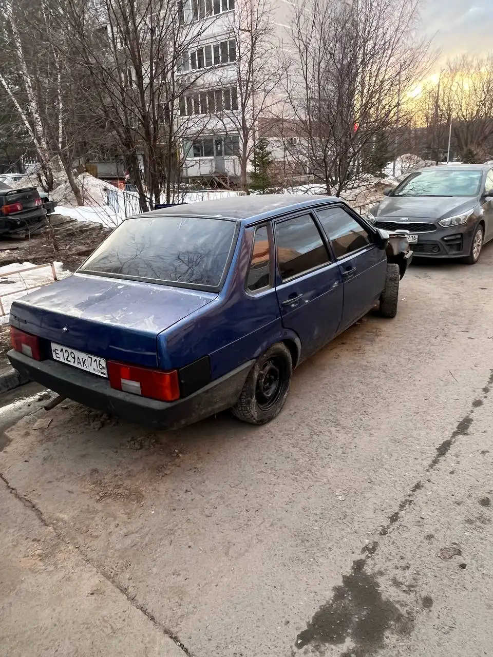 Продажа автомобиля ВАЗ 21099 2000 года с неисправностью - Легковые автомобили (Авто) в Казань