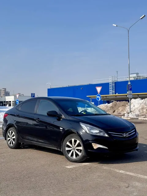 Продажа HYUNDAI SOLARIS 2016 1.6 АКПП - Электромобили в Казань