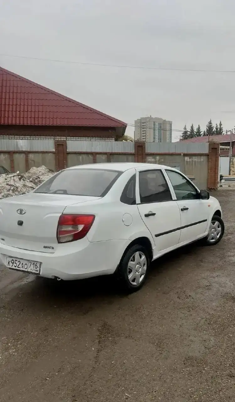 Продажа Лада Гранта 2012 года - Легковые автомобили (Авто) в Казань