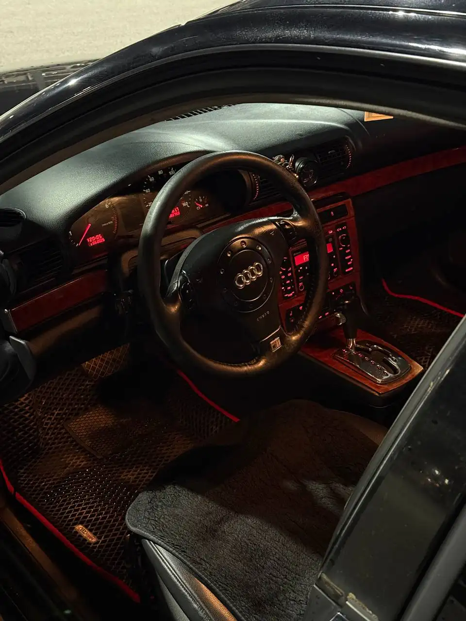 Audi A4 B5 S-line 2000 1.8T Quattro автомат - Легковые автомобили (Авто) в Казань