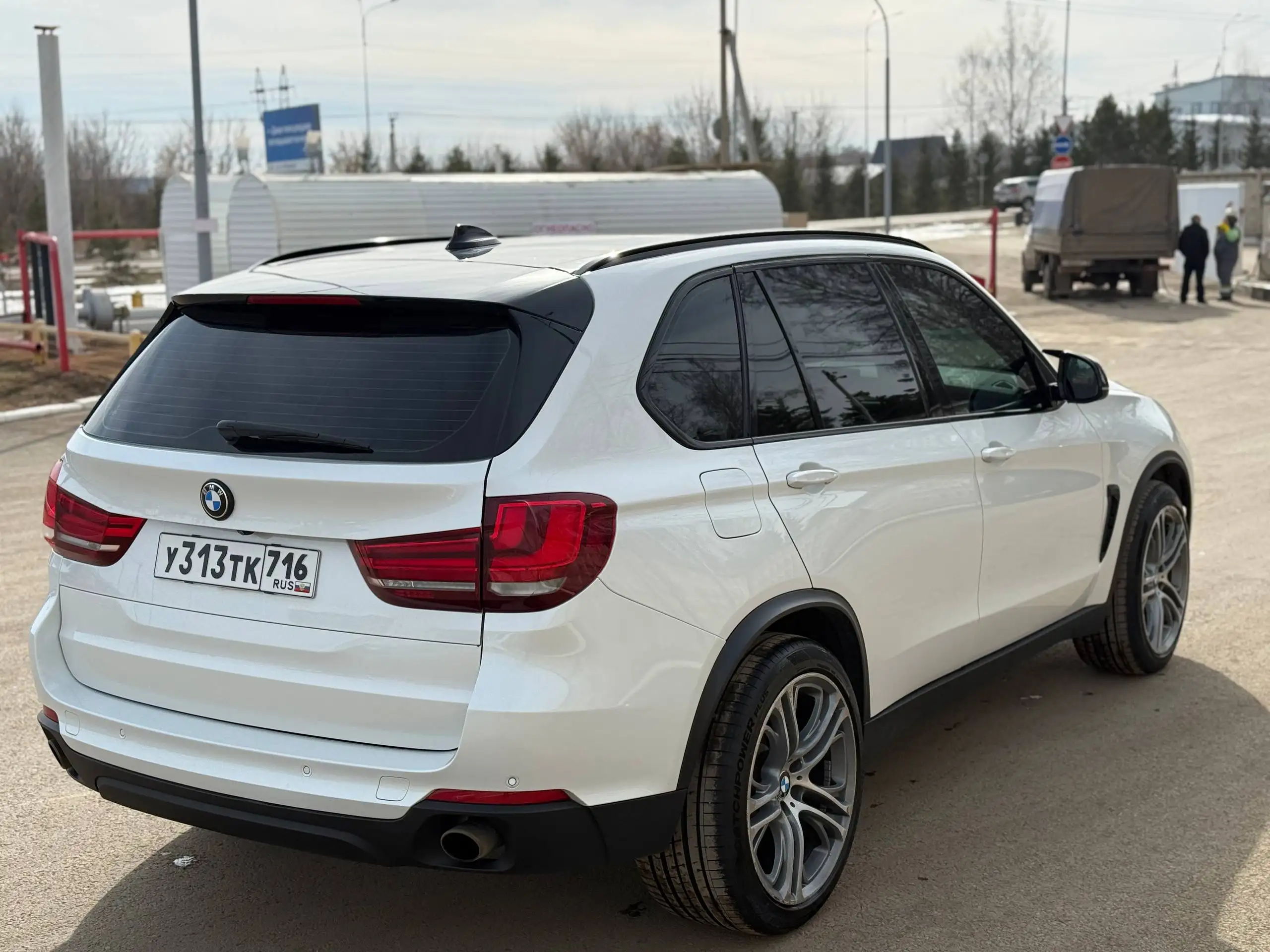 Продажа автомобиля Volkswagen Tiguan 2016/2017 года, 3.0 дизель 249 л.с. - Легковые автомобили (Авто) в Альметьевск