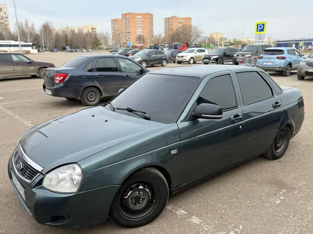 Продажа Лада Приора 2011 года, цвета Сочи - частное объявление в Нижнекамск