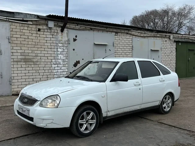 Продажа Лада Приора 2013 года в хорошем состоянии - Mercedes в Казань