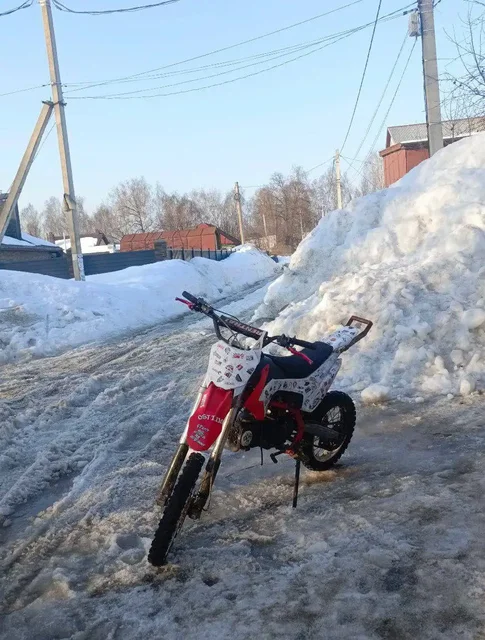 Продажа мотоцикла 125 кубов с шлемом в Зеленодольске - Мотоциклы в Зеленодольск