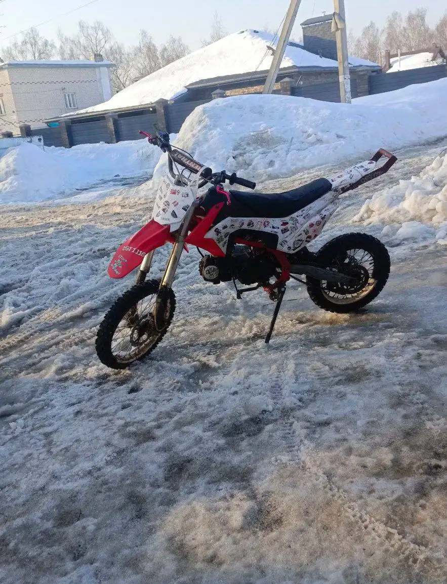 Продажа мотоцикла 125 кубов с шлемом в Зеленодольске - Мотоциклы (Авто) в Зеленодольск