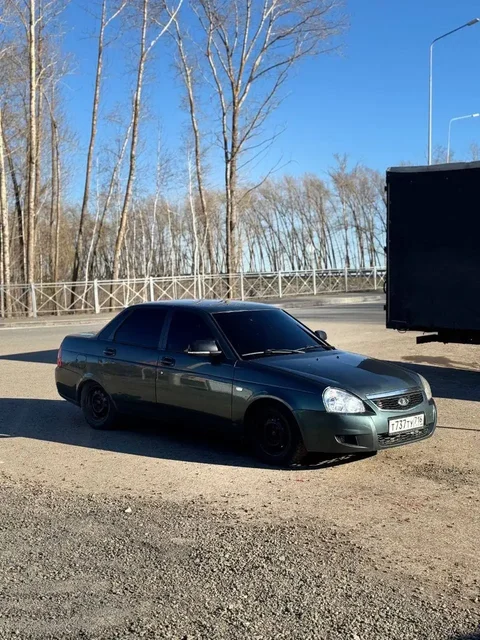 Lada Priora 2011 г.в в отличном состоянии - Автоаксессуары в Казань