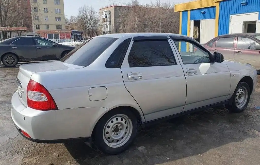 Продажа авто 2017 года без кондея, ухоженная - Авто в Казань