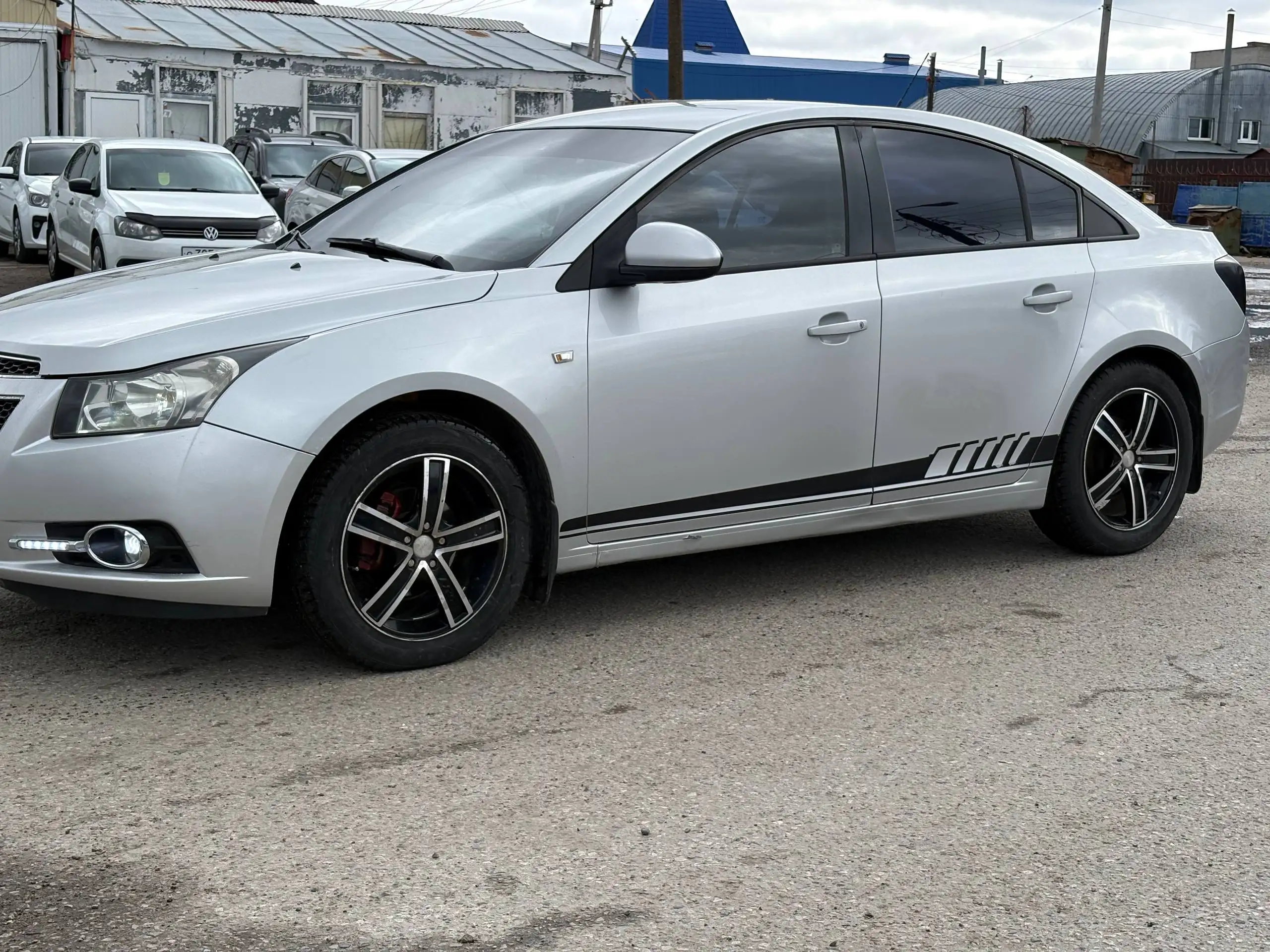 Chevrolet Cruze 2011, 1.8 AT - Легковые автомобили (Авто) в Канаш