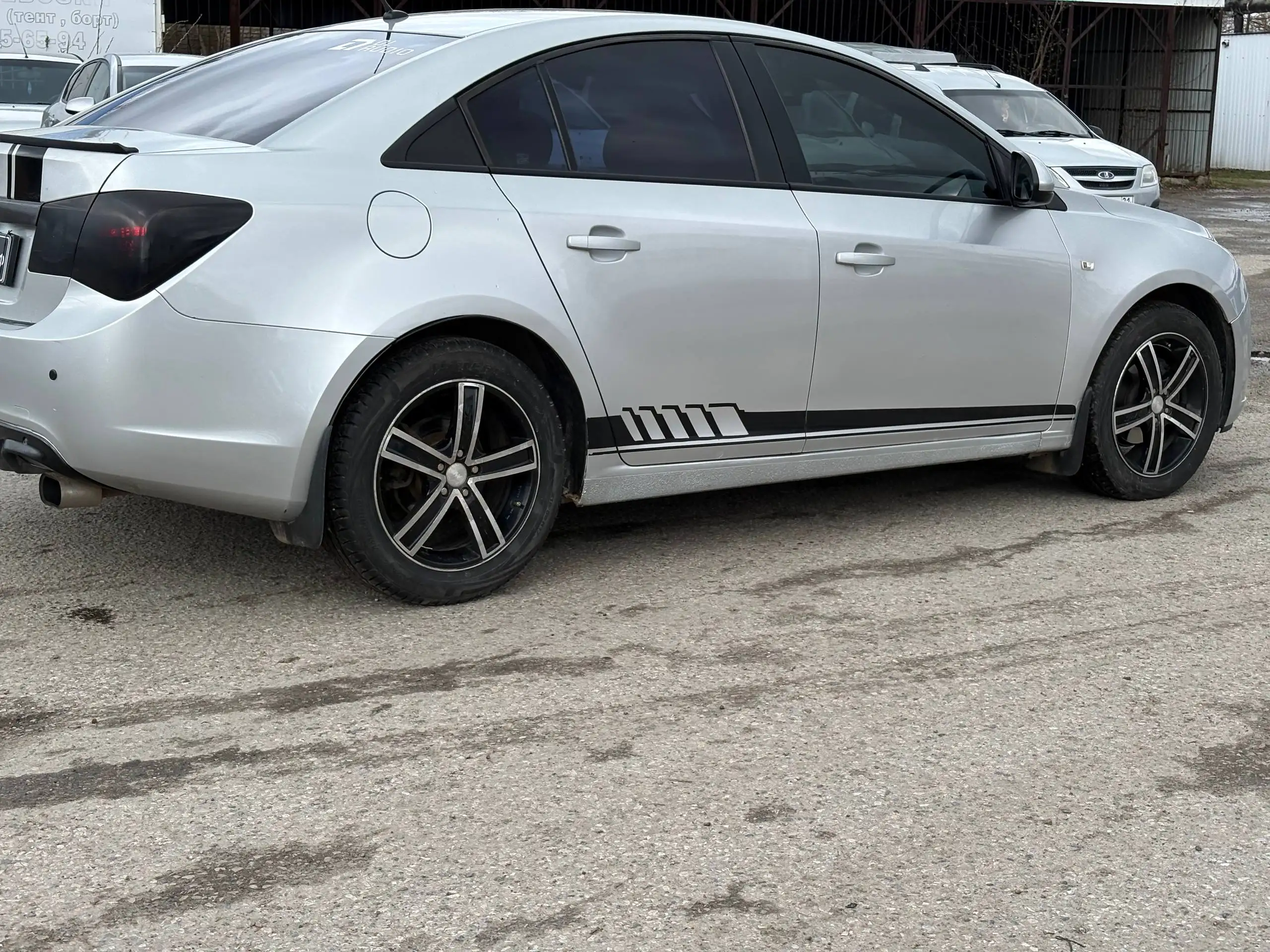 Chevrolet Cruze 2011, 1.8 AT - Легковые автомобили (Авто) в Канаш