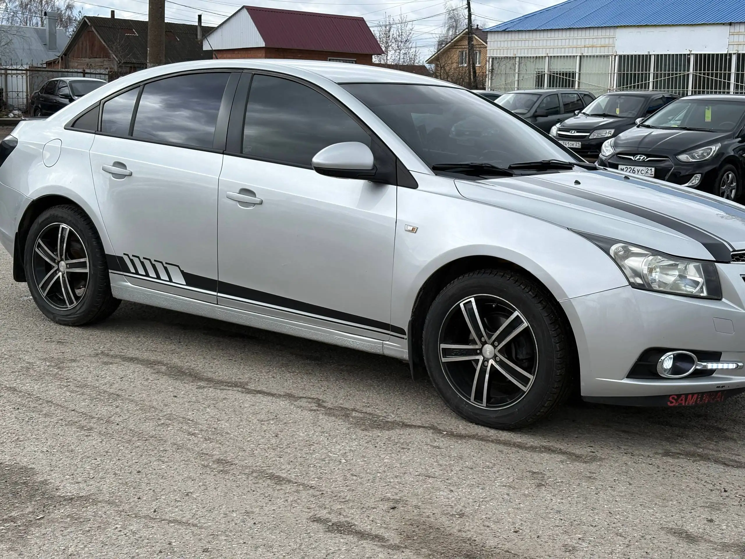 Chevrolet Cruze 2011, 1.8 AT - Легковые автомобили (Авто) в Канаш