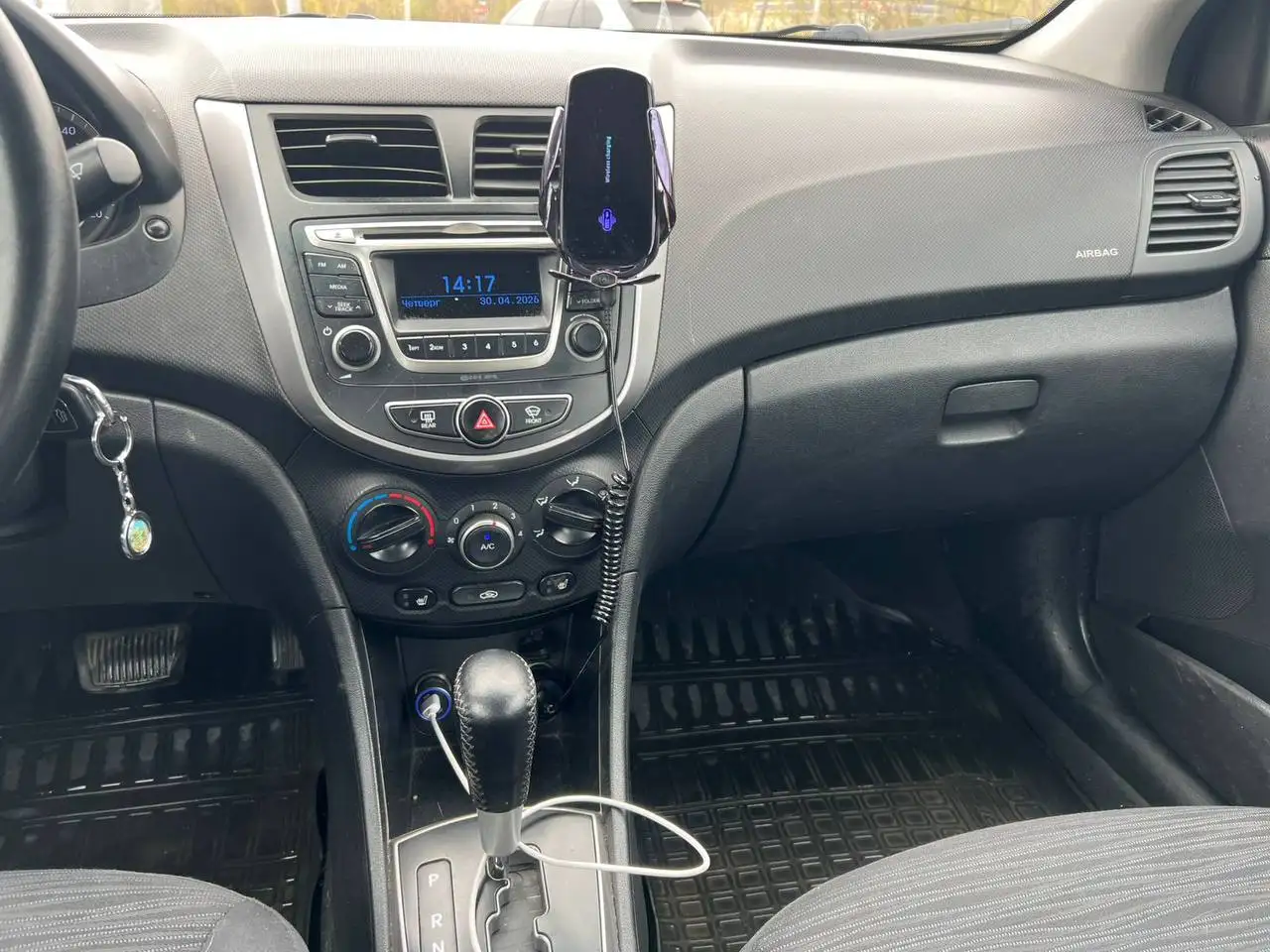 Hyundai Solaris 2015 - Легковые автомобили (Авто) в Москва