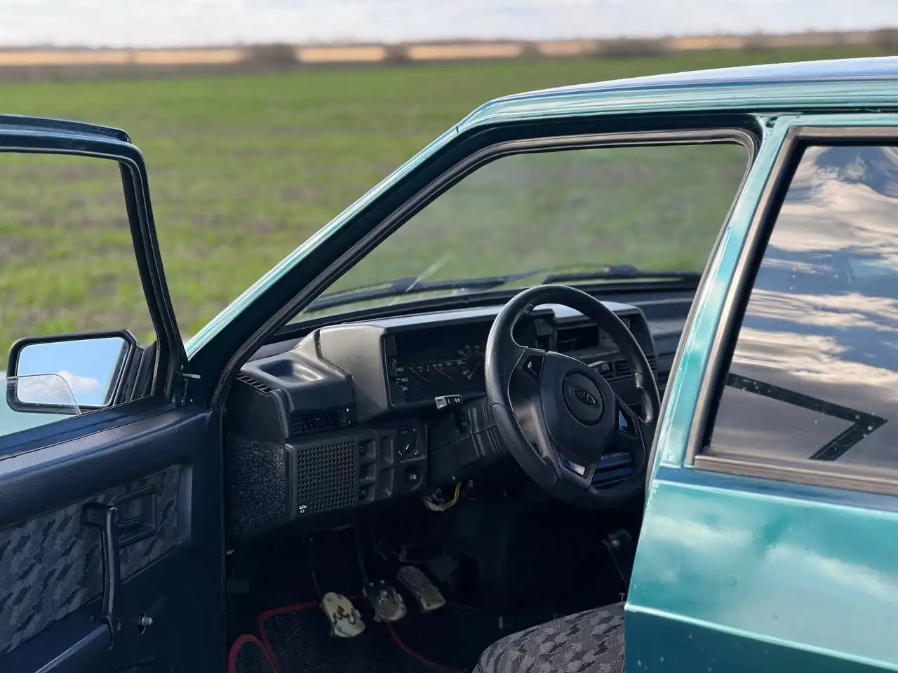 Продажа ВАЗ 2109 2001 года - Легковые автомобили (Авто) в Ульяновск