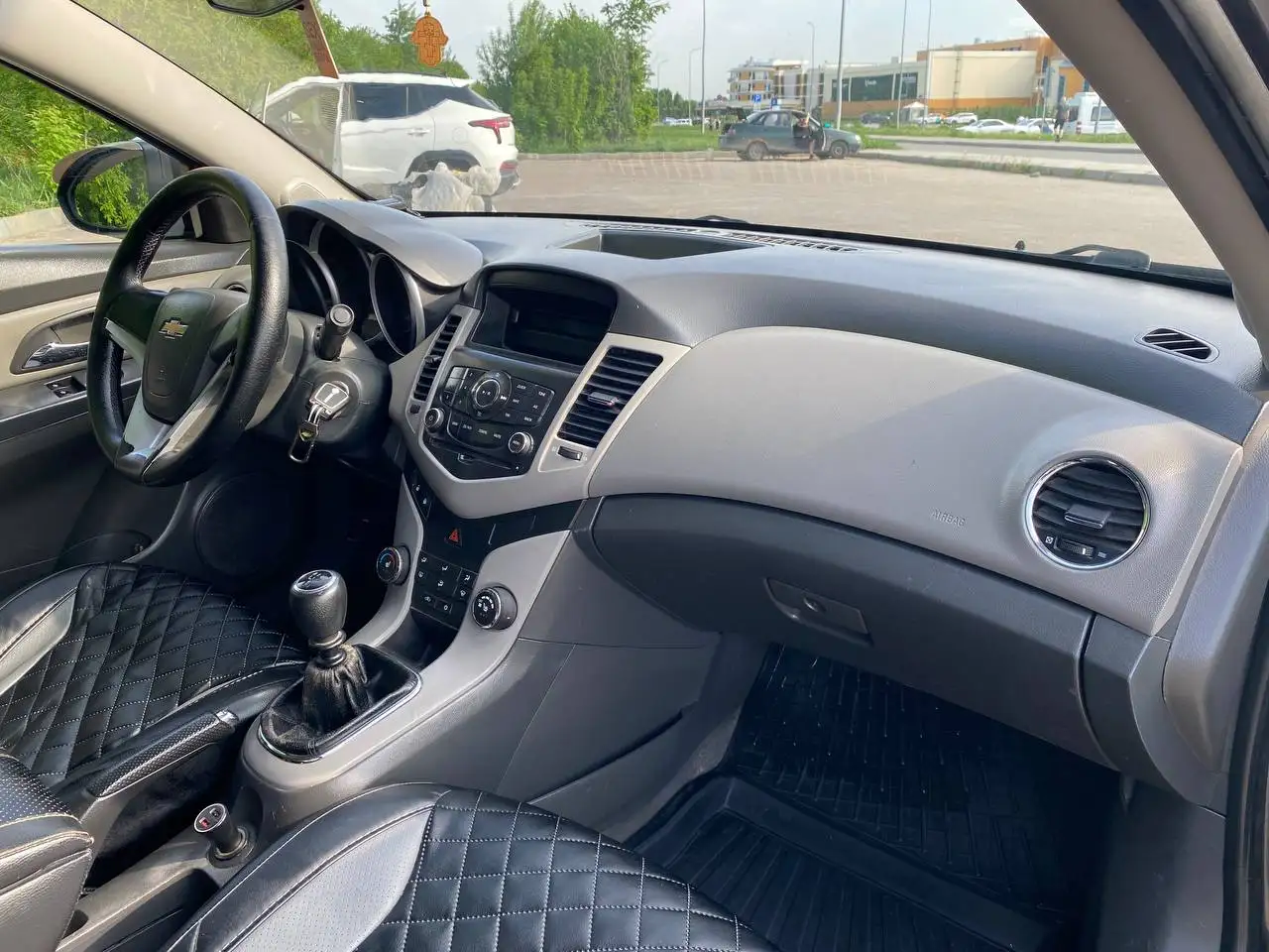 Chevrolet Cruze 2010, MT - Легковые автомобили (Авто) в Казань