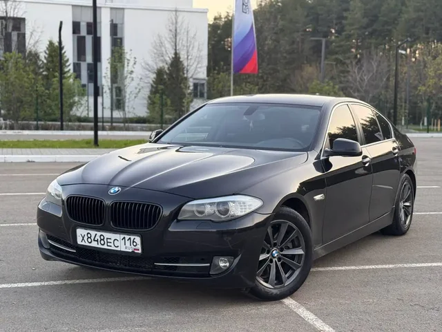 BMW F10 2013 - Легковые автомобили в Набережные Челны