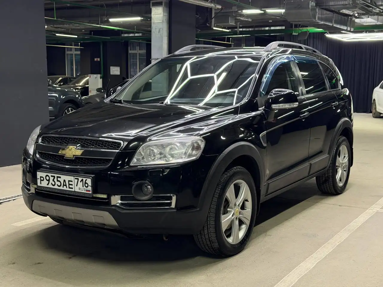Chevrolet Captiva 2008 - Внедорожник (Авто) в Казань