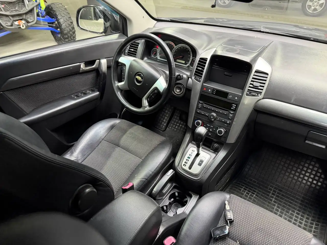 Chevrolet Captiva 2008 - Внедорожник (Авто) в Казань