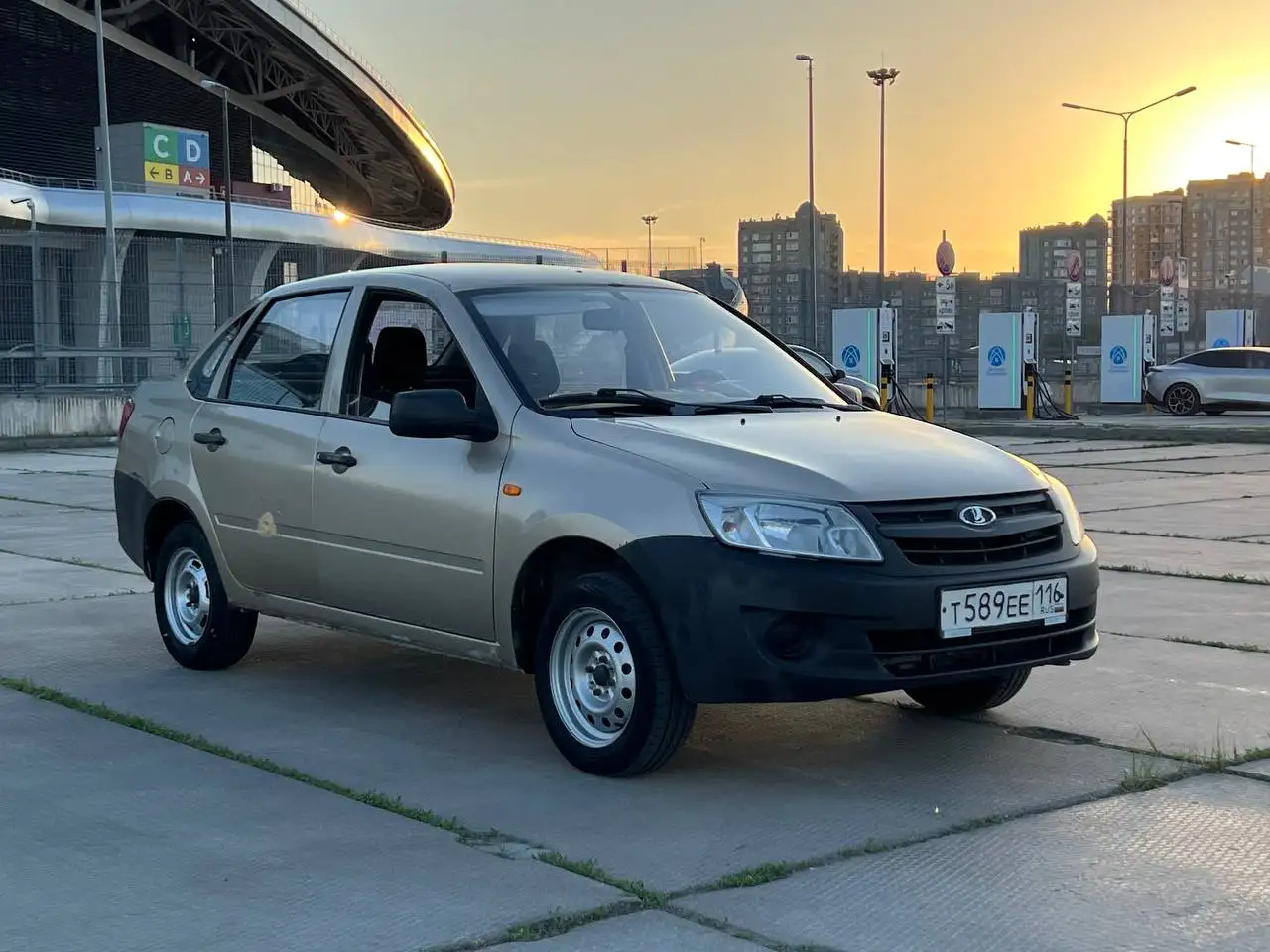 Lada Granta 2013 - Авто в Казань