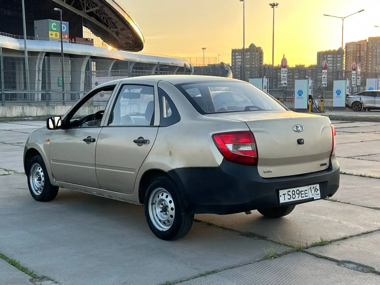 Lada Granta 2013 - Авто в Казань