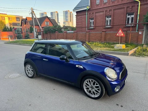 MINI Cooper 1.6 автомат, 2007 - частное объявление в Казань