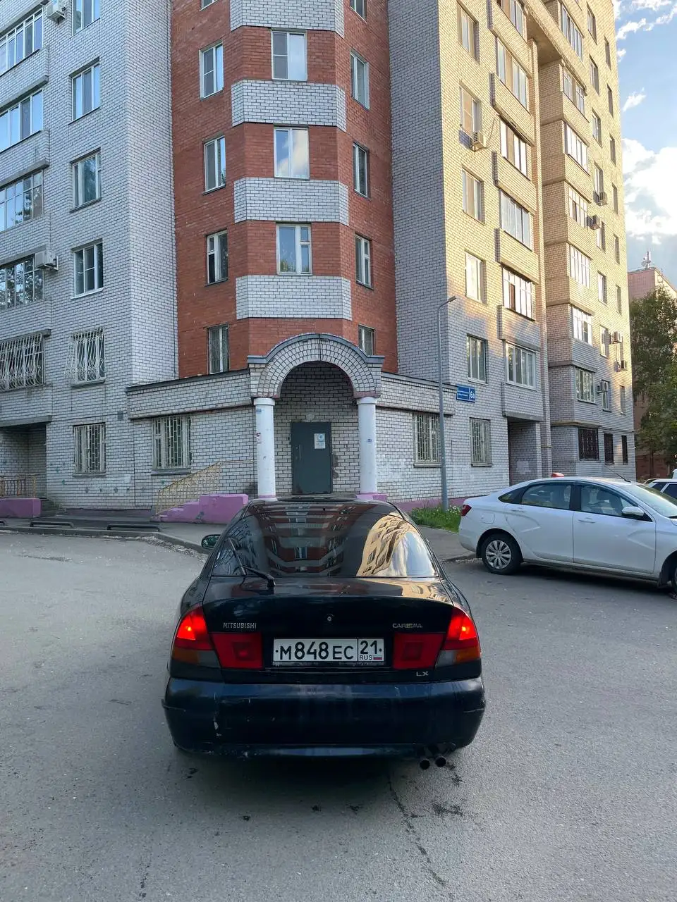 Mitsubishi Carisma 1998, механика, 1.8 - Легковые автомобили (Авто) в Казань