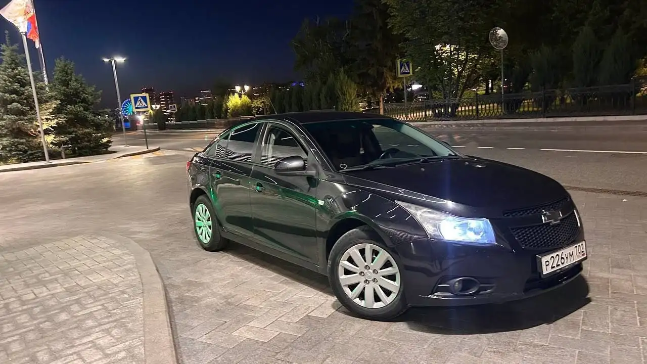Chevrolet Cruze 1.6 МКПП 2012 - Легковые автомобили (Авто) в Казань