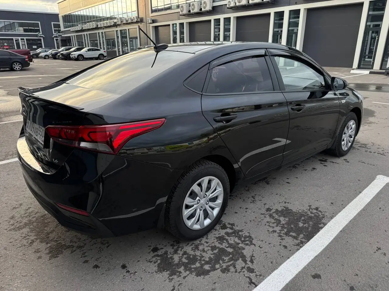 HYUNDAI SOLARIS 2018 1.6 AT - Легковые автомобили (Авто) в Набережные Челны