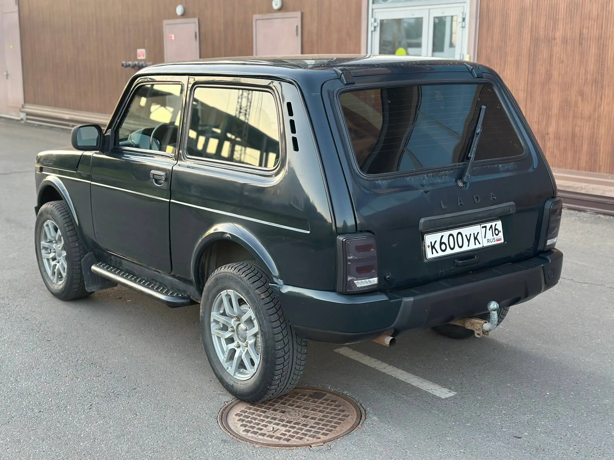 Нива 2013 года, 107000 км - Внедорожники (Авто) в Нижнекамск