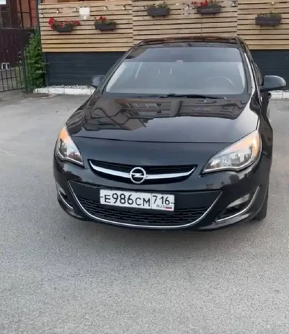Opel Astra J 2013 - Авто в Казань