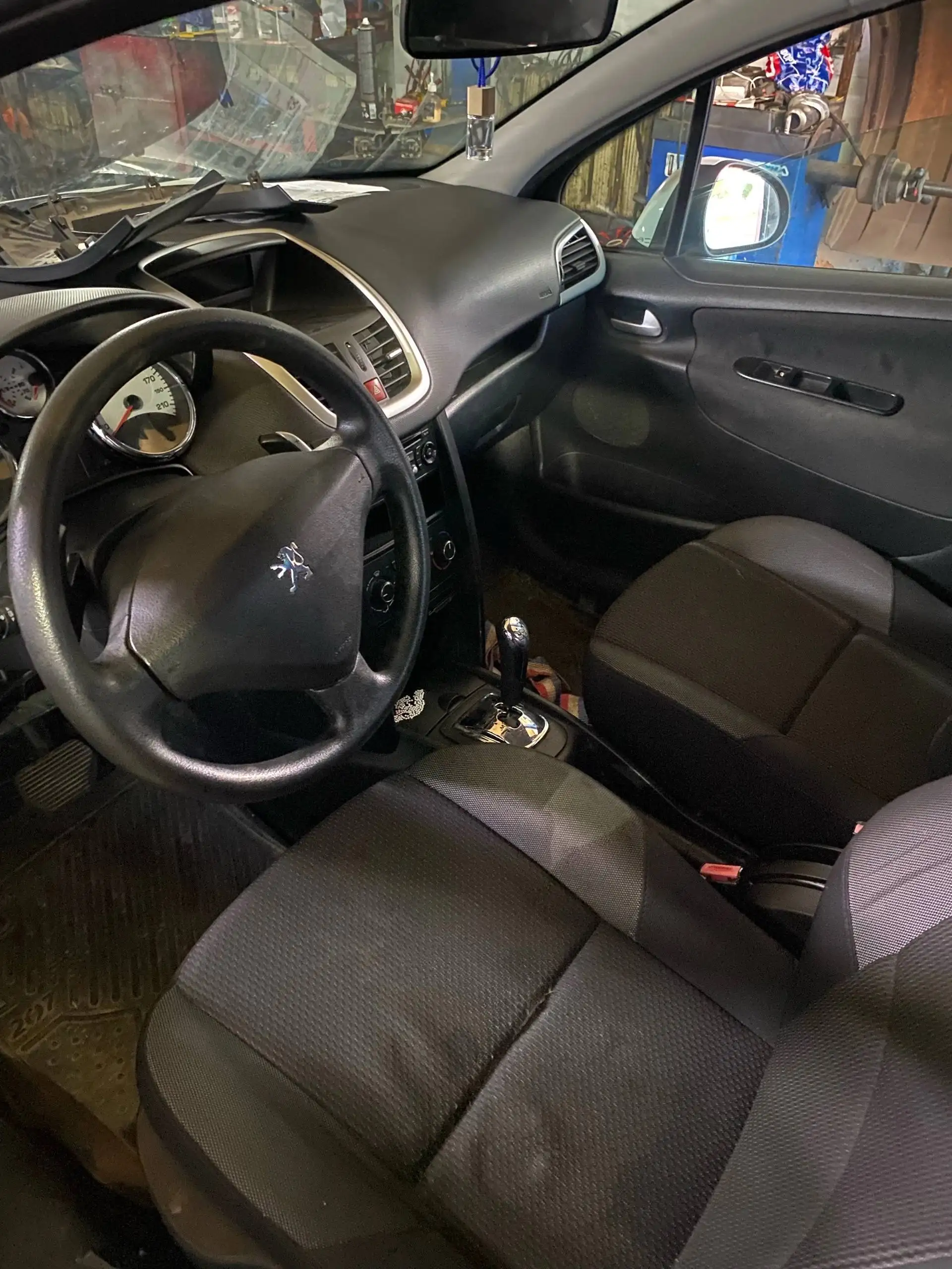 Peugeot 207 2010 года в Казани - Легковые автомобили (Авто) в Казань