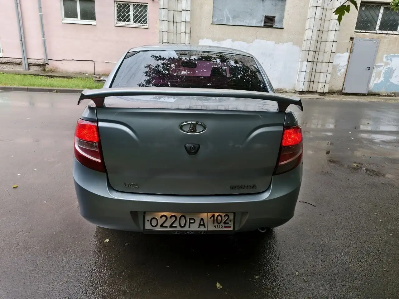 Продам Гранту 1.6 MT 2013 - легковые автомобили (Авто) в Казань