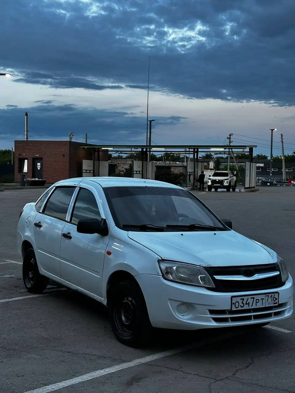 Лада Гранта 2013 - Легковые авто (Авто) в Альметьевск