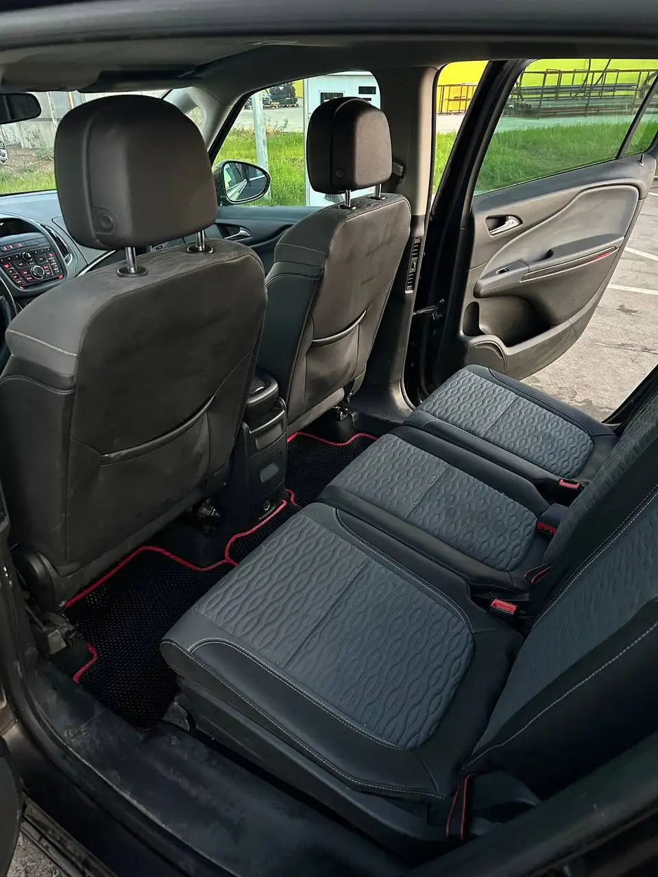Opel Zafira 2013 - Авто в Набережные Челны