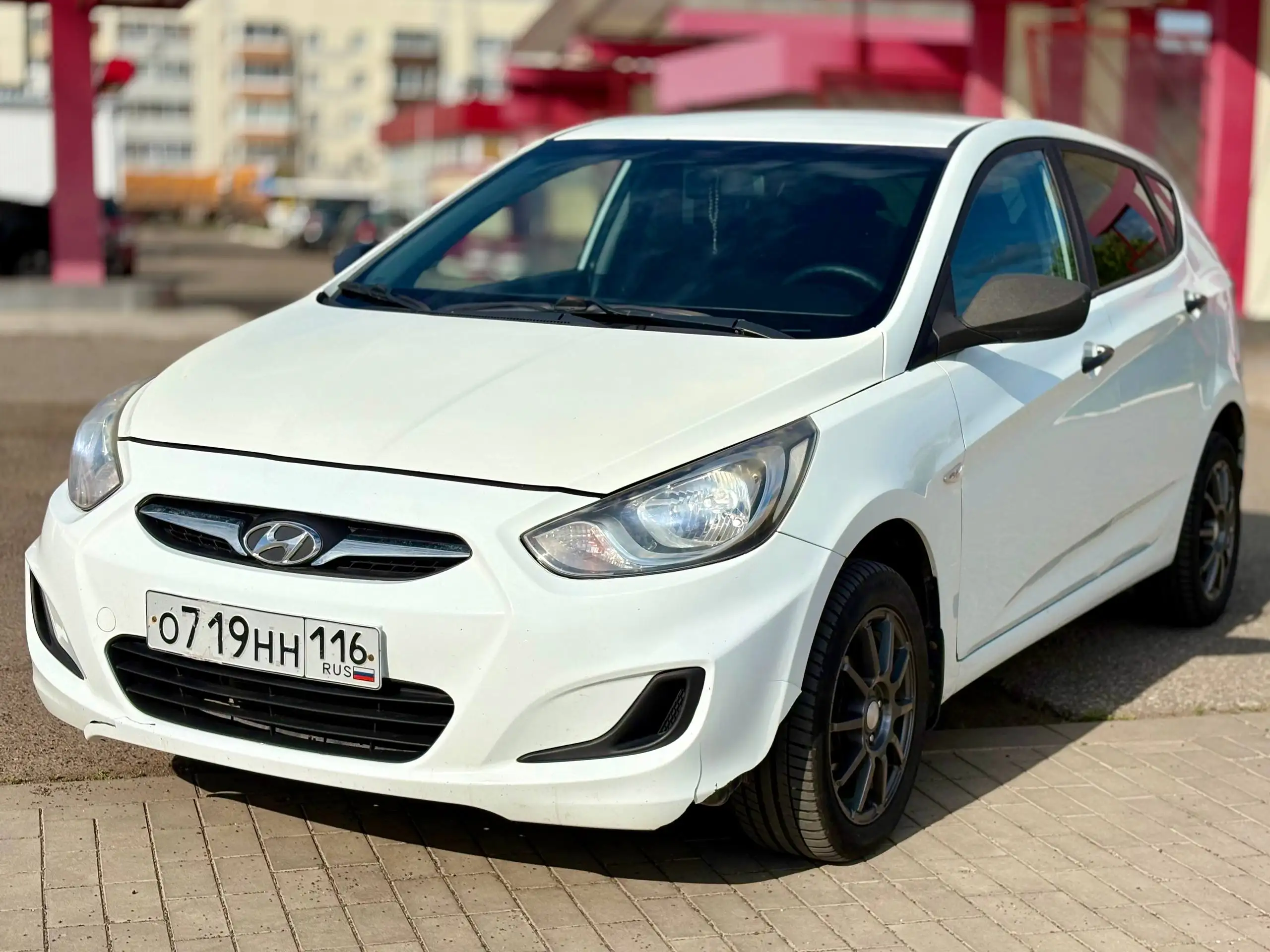 HYUNDAI SOLARIS 2011 - Легковые автомобили (Авто) в Нижнекамск