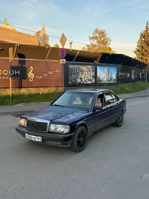 Мерседес W201 1983 - Грузовые фургоны в Казань