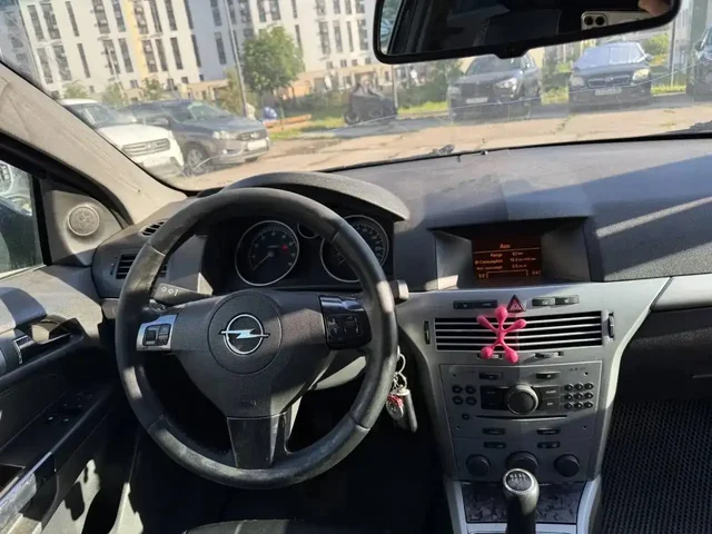 Opel Astra H GTC 1.6 МКПП - Автохимия и аксессуары в Казань