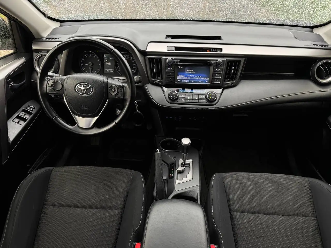 Toyota RAV4 2015 - Легковые автомобили (Авто) в Набережные Челны