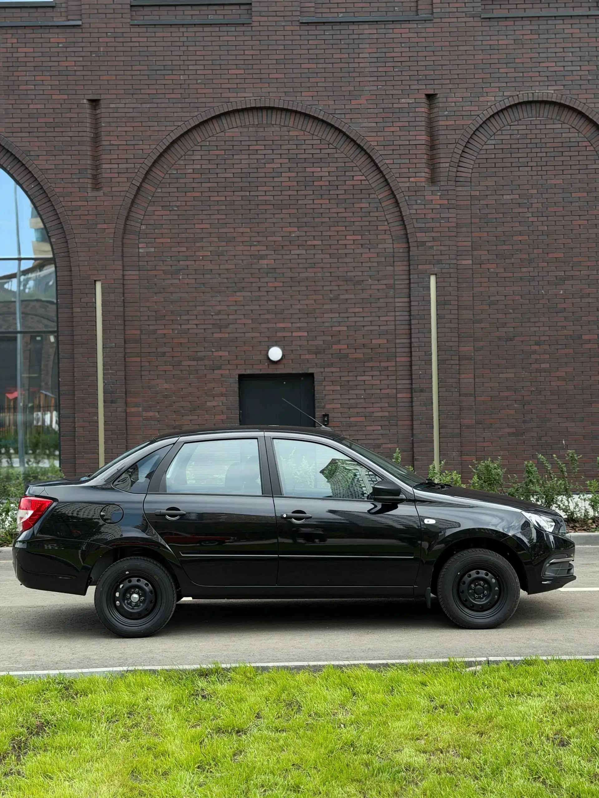 LADA GRANTA 2026 г.в. новый - Легковые автомобили (Авто) в Казань