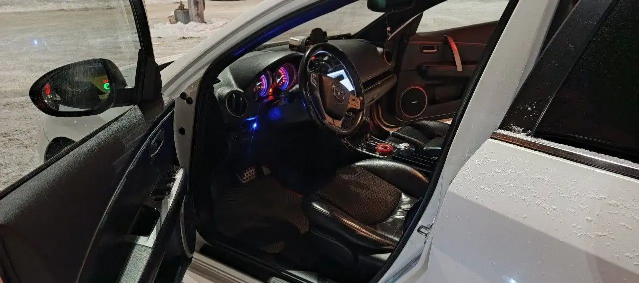 Автомобиль 2008 год 2.0 автомат - Авто в Екатеринбург