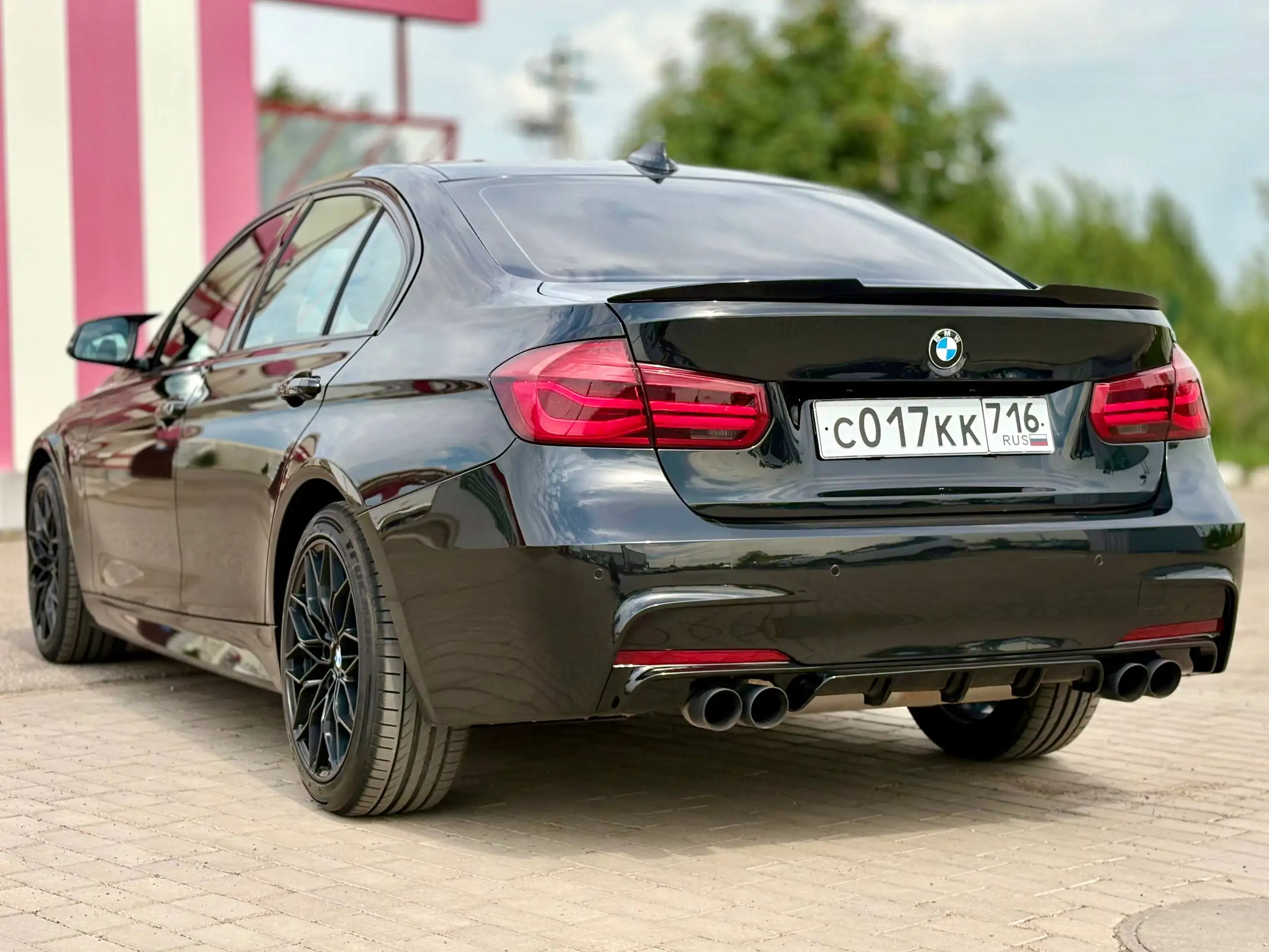 BMW 2018 г. в идеальном состоянии - Легковые автомобили (Авто) в Нижнекамск